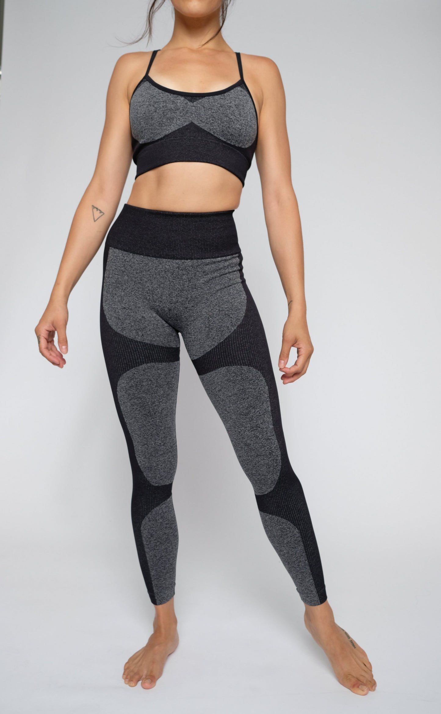 CHARCOAL COMBAT SEAMLESS LEGGING