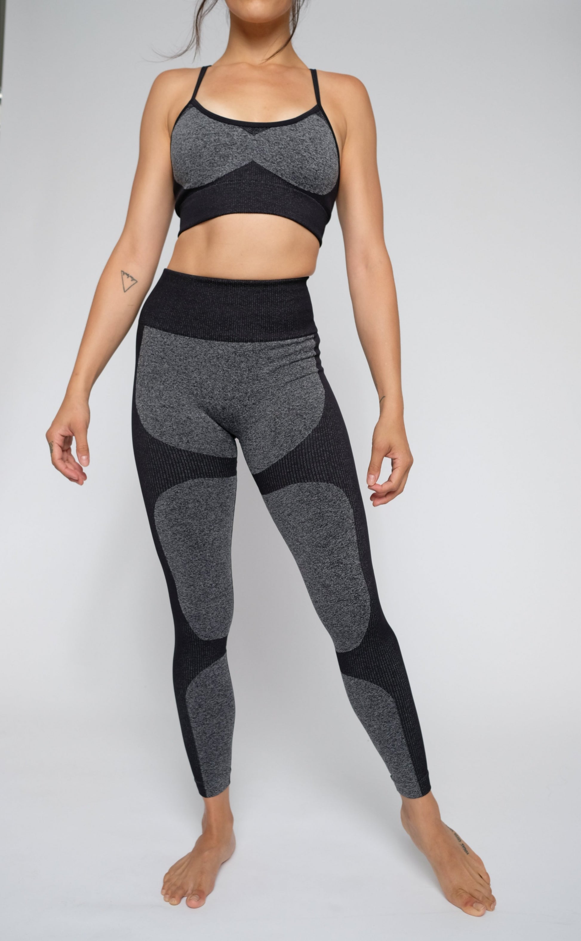 CHARCOAL COMBAT SEAMLESS LEGGING