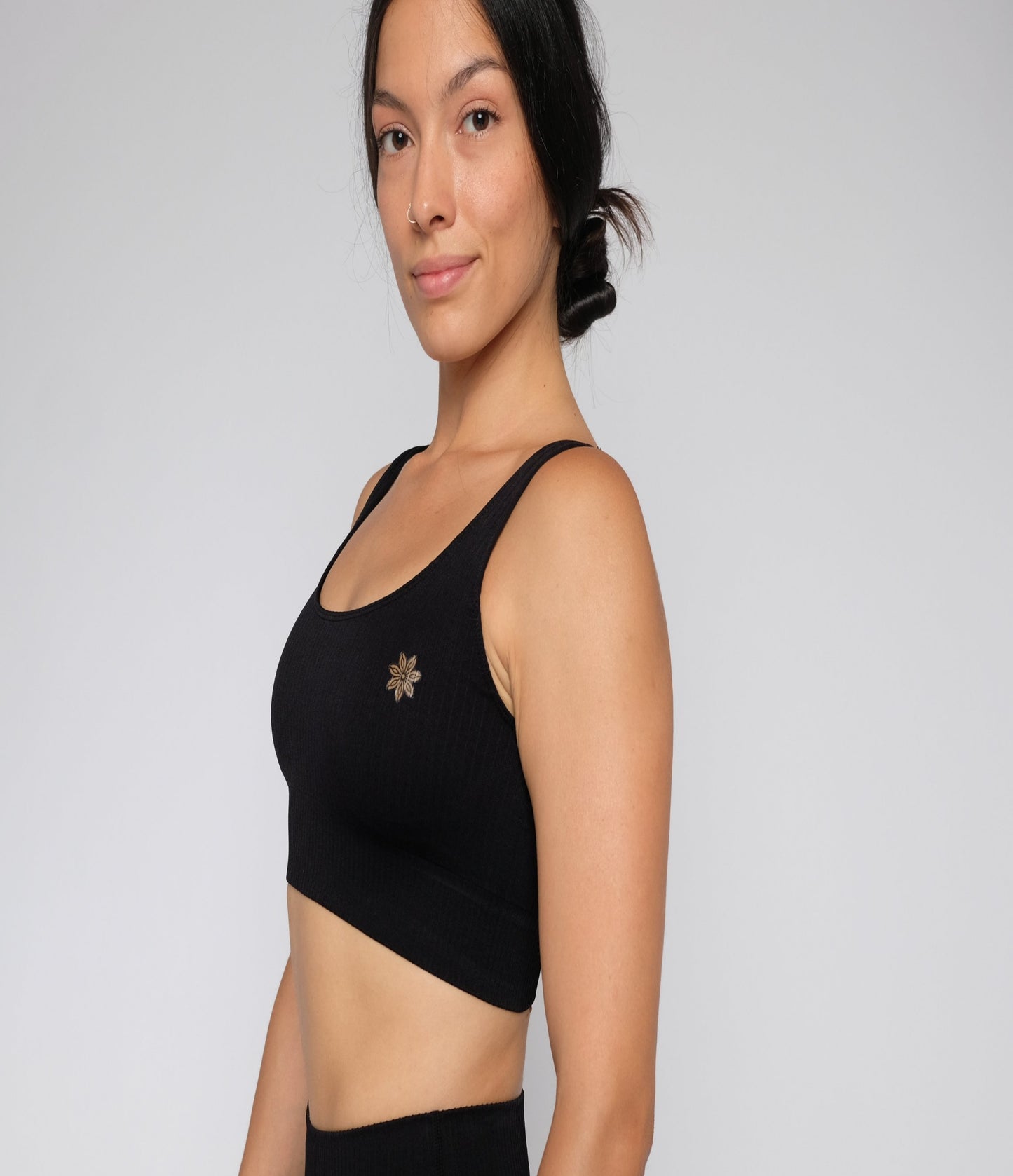 RECHARGE RIBBED SPORTS BRA